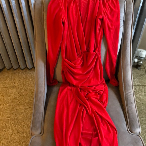 Red Dress - Picture 4 of 4